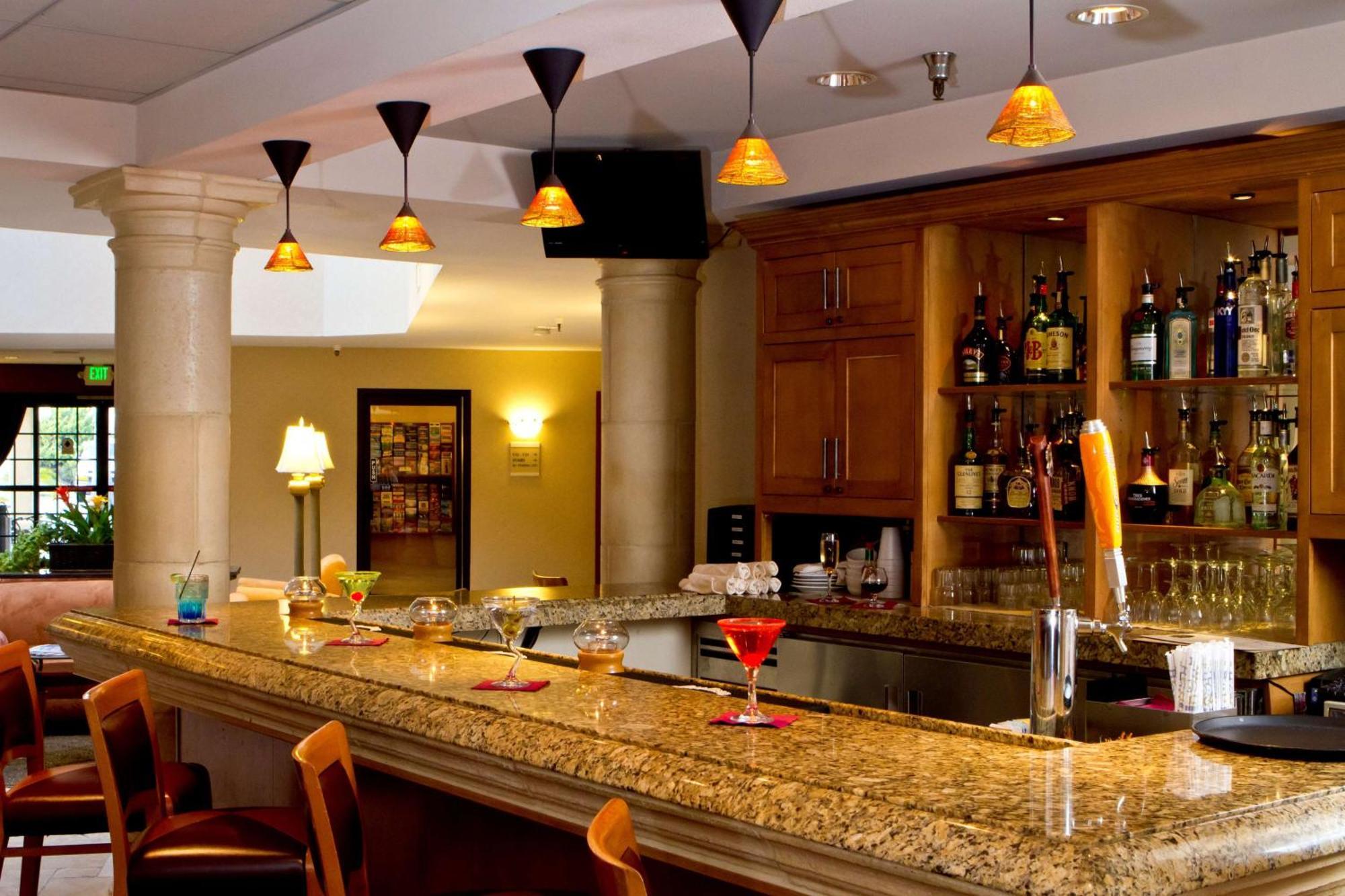 Coast Burbank Hotel Bagian luar foto